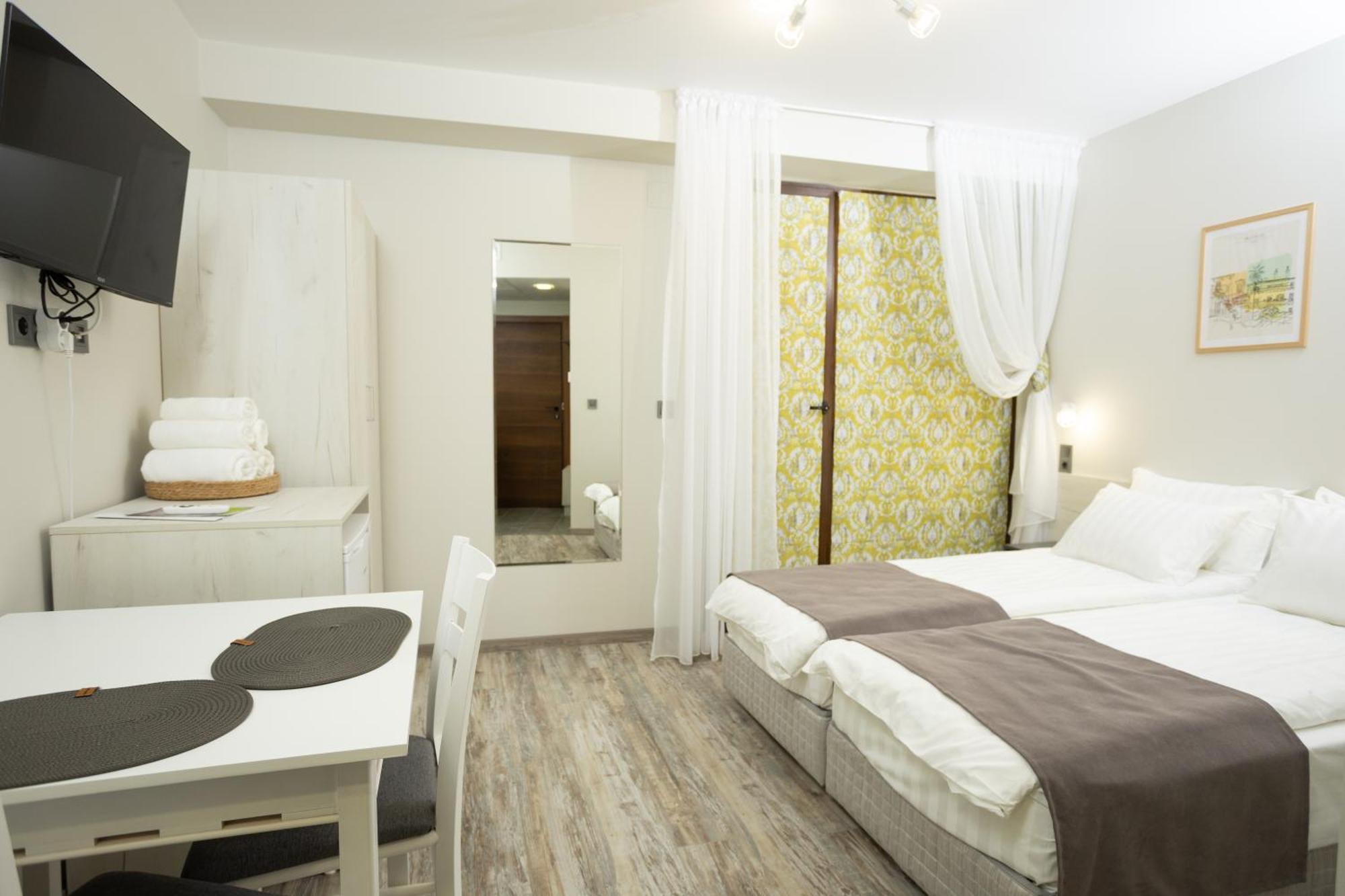 Arima City Shumen Bagian luar foto